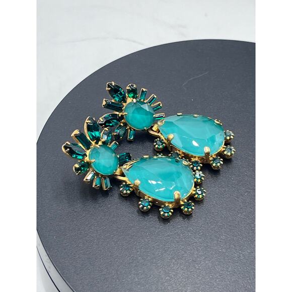 Elizabeth Cole Designer Bright Green Crystal Lennon Drop Dangle Runway Earrings - Picture 3 of 16